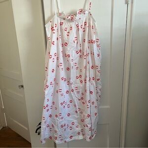 Lake Pajamas Nightgown in Lip Print